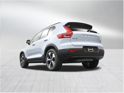 2026 Volvo XC40 B5 Plus