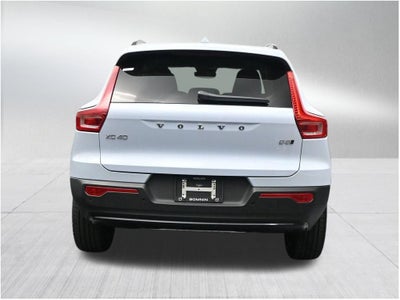2026 Volvo XC40 B5 Plus
