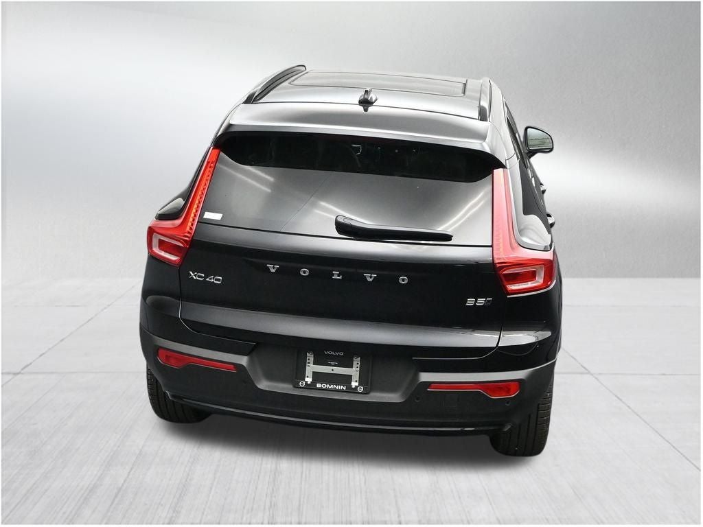 2026 Volvo XC40 B5 Plus