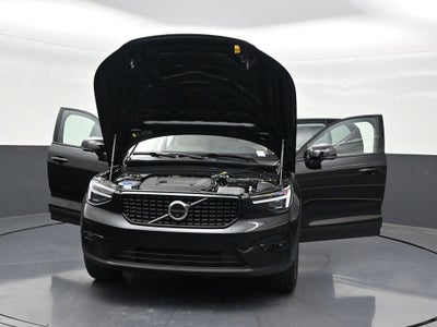 2026 Volvo XC40 B5 Plus