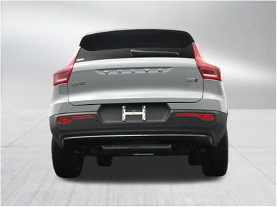 2026 Volvo XC40 B5 Plus