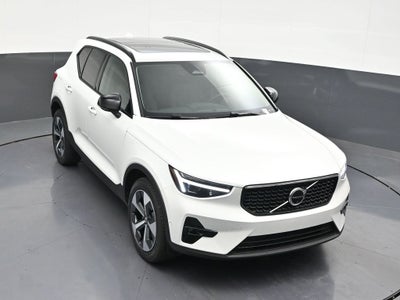 2026 Volvo XC40 B5 Plus