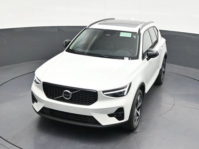 2026 Volvo XC40 B5 Plus