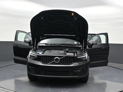 2026 Volvo XC40 B5 Plus