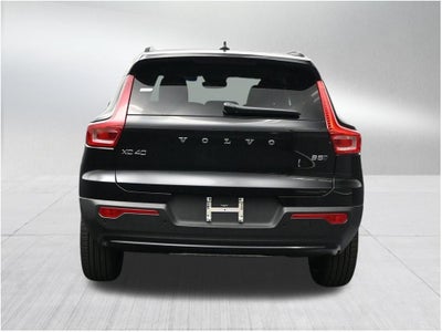 2026 Volvo XC40 B5 Plus