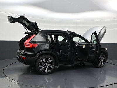 2026 Volvo XC40 B5 Plus
