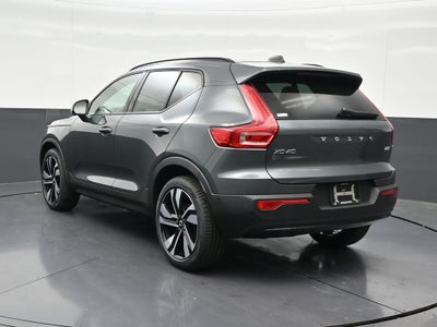 2026 Volvo XC40 B5 Plus
