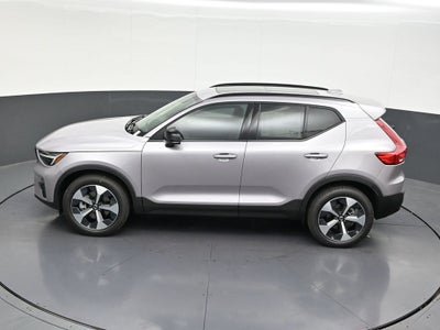 2026 Volvo XC40 B5 Plus