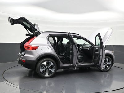2026 Volvo XC40 B5 Plus