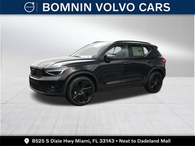 2026 Volvo XC40 B5 Ultra Black Edition