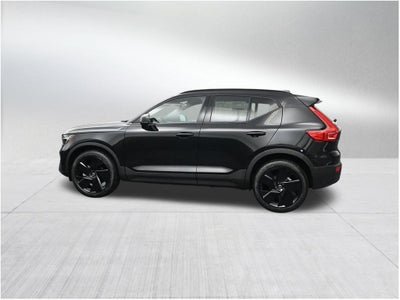 2026 Volvo XC40 B5 Ultra Black Edition