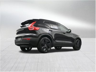 2026 Volvo XC40 B5 Ultra Black Edition