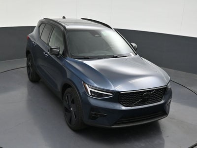 2026 Volvo XC40 B5 Ultra Black Edition