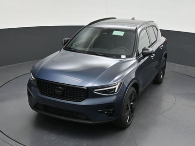 2026 Volvo XC40 B5 Ultra Black Edition