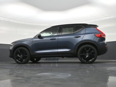 2026 Volvo XC40 B5 Ultra Black Edition