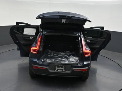 2026 Volvo XC40 B5 Ultra Black Edition
