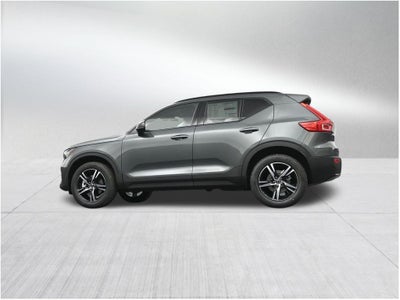 2026 Volvo XC40 B5 Core