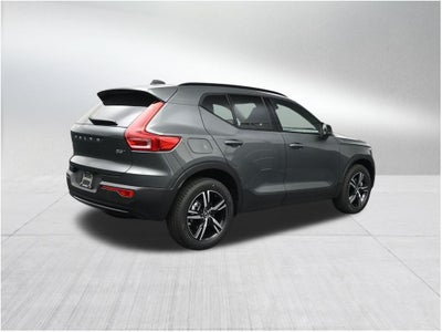 2026 Volvo XC40 B5 Core