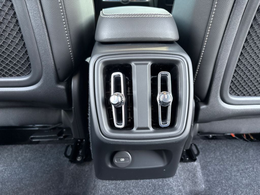 2026 Volvo XC40 B5 Core