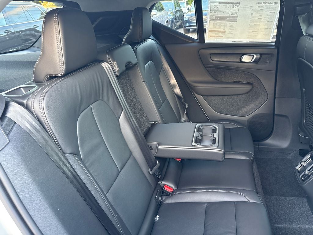 2026 Volvo XC40 B5 Core