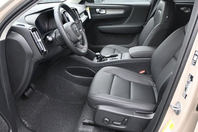 2026 Volvo XC40 B5 Core
