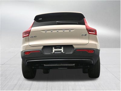 2026 Volvo XC40 B5 Core