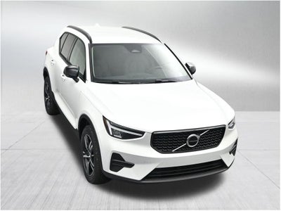 2026 Volvo XC40 B5 Core