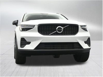 2026 Volvo XC40 B5 Core