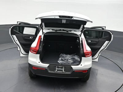 2026 Volvo XC40 B5 Core