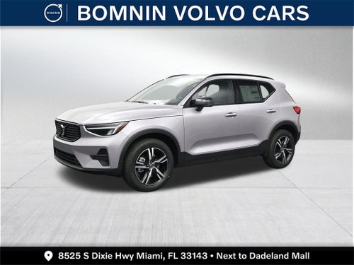2026 Volvo XC40 B5 Core
