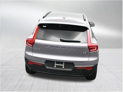 2026 Volvo XC40 B5 Core