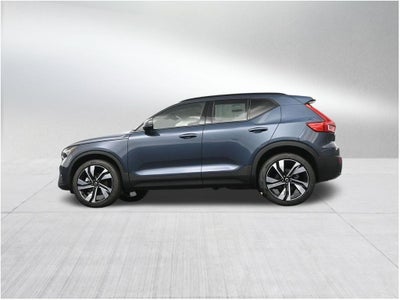 2026 Volvo XC40 B5 Ultra