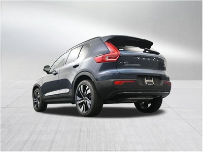 2026 Volvo XC40 B5 Ultra