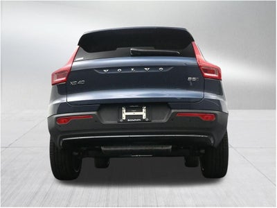 2026 Volvo XC40 B5 Ultra