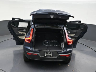 2026 Volvo XC40 B5 Ultra