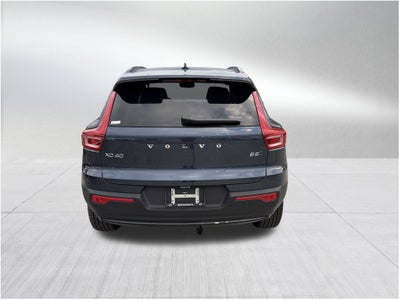 2026 Volvo XC40 B5 Ultra