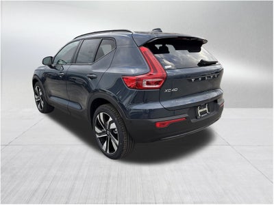 2026 Volvo XC40 B5 Ultra