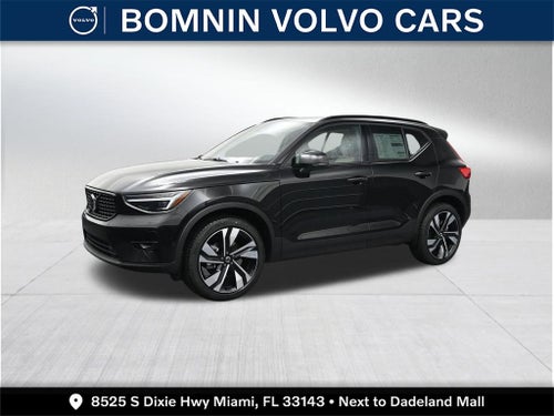 2026 Volvo XC40 B5 Ultra