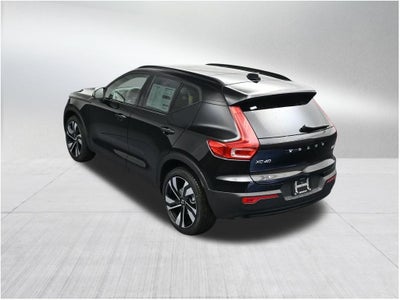 2026 Volvo XC40 B5 Ultra