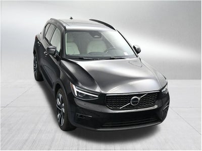 2026 Volvo XC40 B5 Ultra