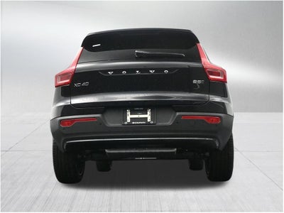 2026 Volvo XC40 B5 Ultra