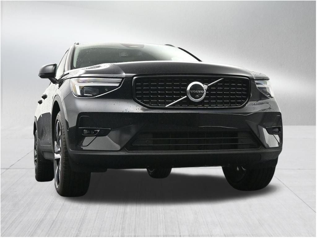 2026 Volvo XC40 B5 Ultra