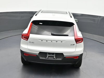 2026 Volvo XC40 B5 Ultra