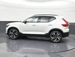 2026 Volvo XC40 B5 Ultra