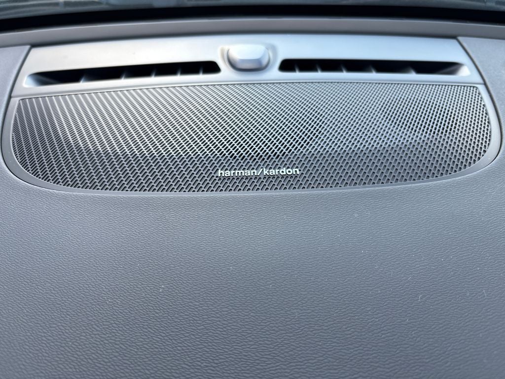 2026 Volvo XC40 B5 Ultra