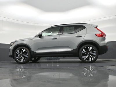 2026 Volvo XC40 B5 Ultra