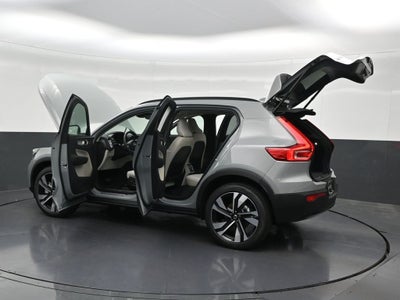 2026 Volvo XC40 B5 Ultra