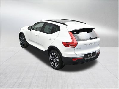 2026 Volvo XC40 B5 Ultra
