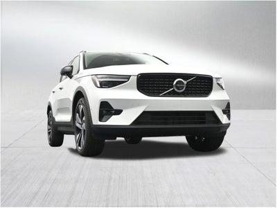2026 Volvo XC40 B5 Ultra