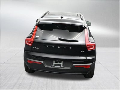 2026 Volvo XC40 B5 Ultra